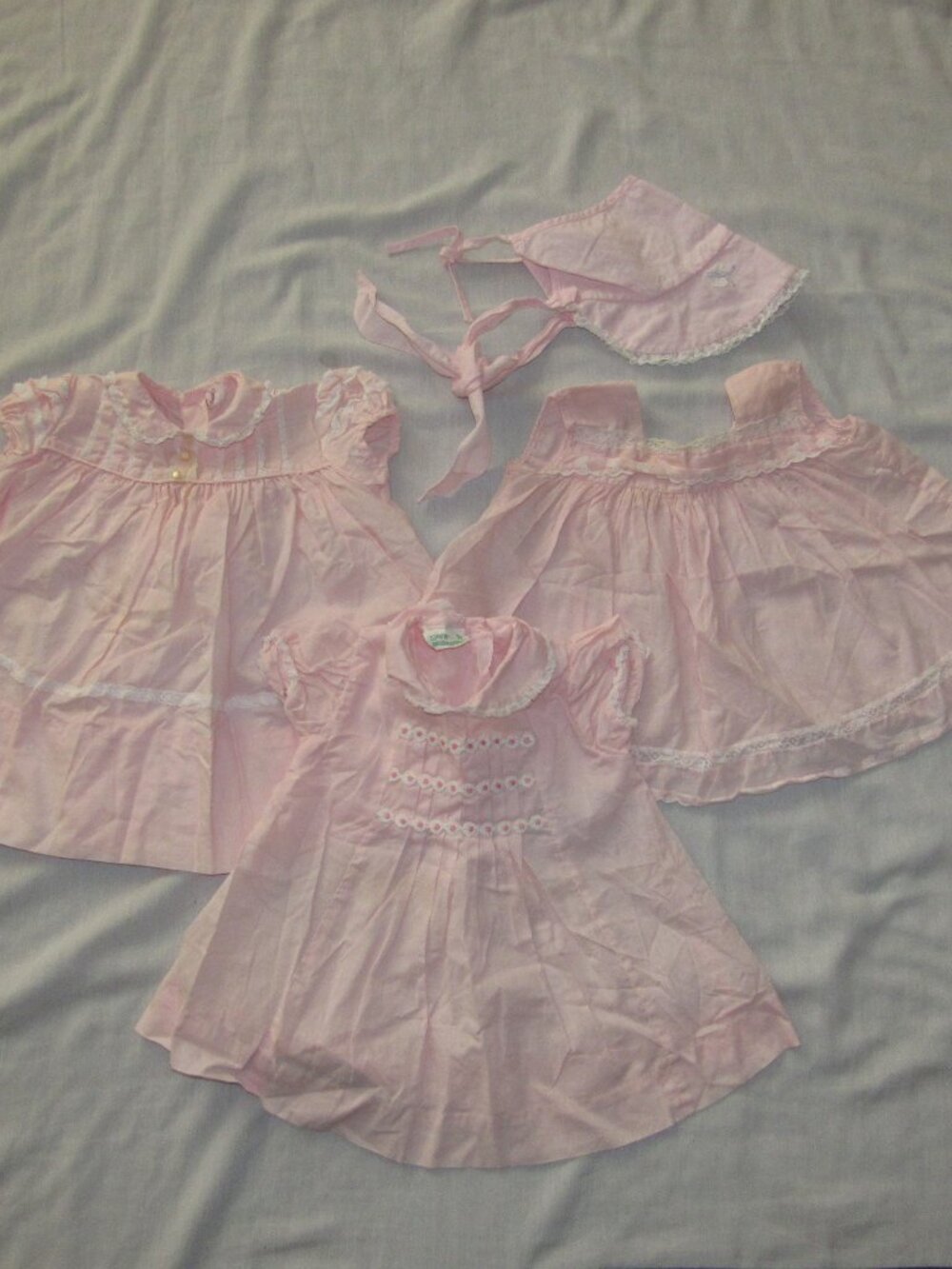 Vintage 4 pc Lot Pink Girls Dresses & Bonnet sz 18 Months L Kate Greenaway